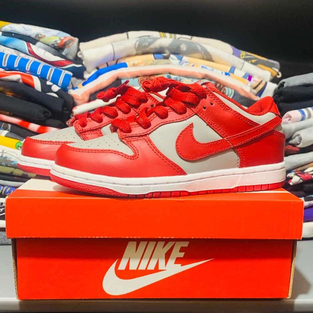 Nike Dunk Low “UNLV”